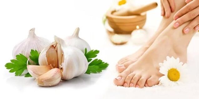 Garlic to prepare antifungal ointments and tinctures